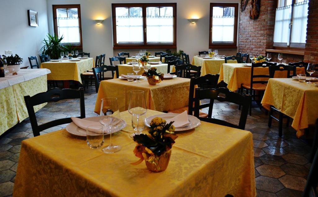 Hotel Locanda Le Tre Oche 몰리나디레드로 외부 사진