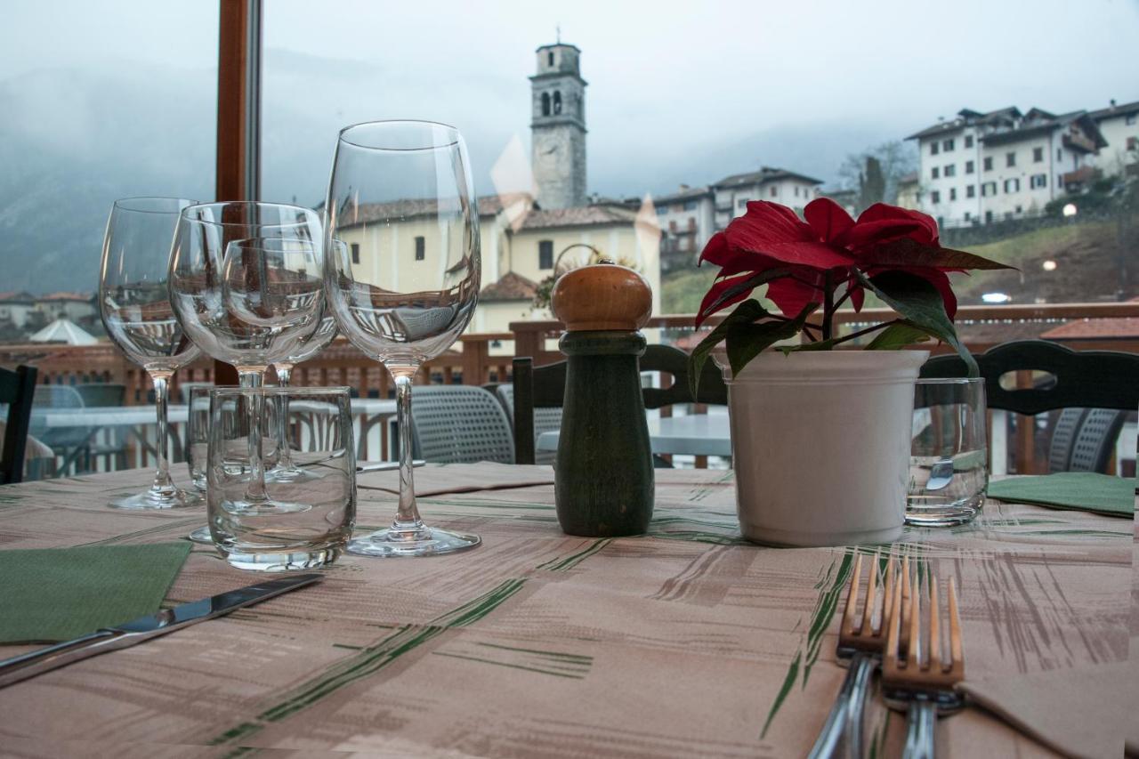 Hotel Locanda Le Tre Oche 몰리나디레드로 외부 사진